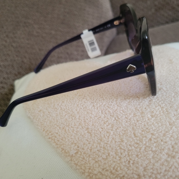 SOLD Kate spade sunglasses - Picture 5 of 5